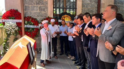 Ekrem İmamoğlu'ndan Murat Ongun'un babası Nihat Ongun'a son görev 