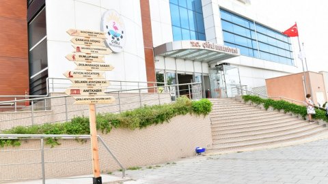 Çiğli Belediyesi: TUSAŞ'ta yaşanan hain saldırıyı gerçekleştiren teröristin ağabeyinin belediye ile ilişiği kesilmiştir