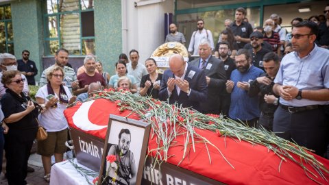 İzmir Büyükşehir Belediyesi'nden Şükrü Yaman'a son görev 