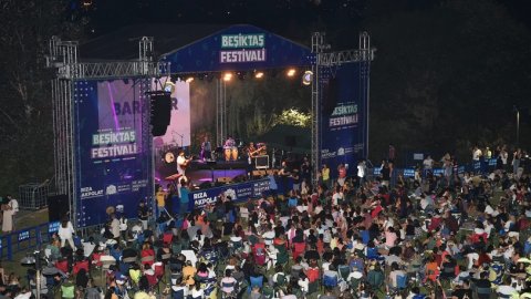 Beşiktaş Festivali'nde Barabar konserinden kareler