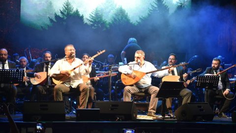 Beşiktaş Festivali'nde Erdal Erzincan rüzgarı