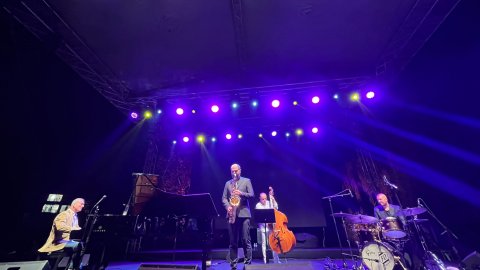 Beşiktaş Festivali'nde Kerem Görsev Quartet konserine yoğun ilgi