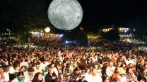 Beşiktaş Festivali’nde Nil Karaibrahimgil konserinden kareler