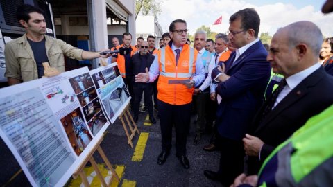 Ekrem İmamoğlu'ndan beyaz yol denetimi: Tüm metrobüs yolunda bu konforu sağlamak istiyoruz