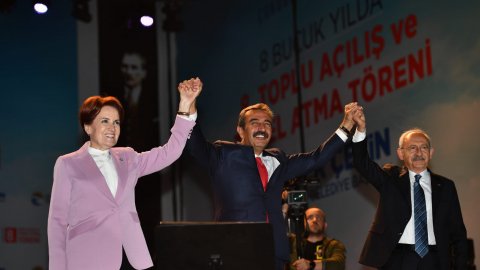 Kılıçdaroğlu ve Akşener'in katıldığı Çukurova Belediyesi'nin açılış töreninden kareler