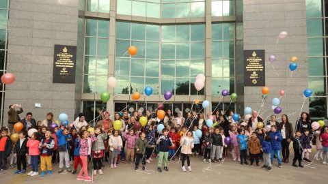 Kartal Belediyesi'nden 20 Kasım Dünya Çocuk Hakları Günü dolayısıyla etkinlik yağmuru