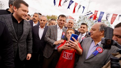 Ekrem İmamoğlu'nun açılışını yaptığı Kiptaş Silivri Söğütlü Parkı’nın açılışından kareler