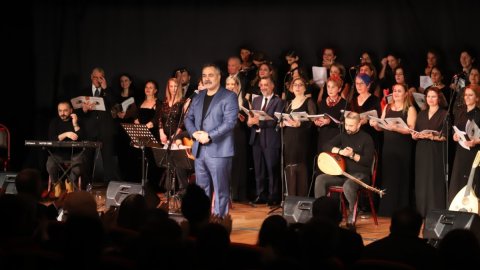 Kartal Belediyesi'nin Türkülerle Yeni Yıla Merhaba konserinden kareler