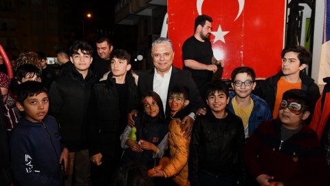 Ümit Uysal Yenigün Mahallesi'nde iftarda konuştu: Her yer Muratpaşa’mız gibi olacak