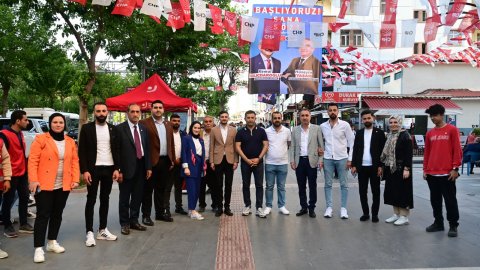 Kuşadası Belediye Başkanı Ömer Günel'den Batman'da seçim çalışması