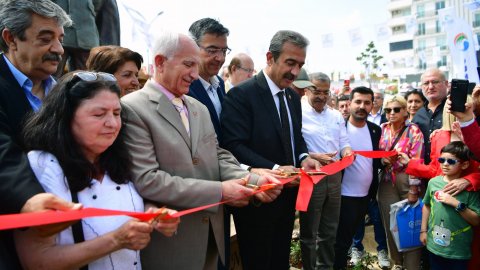 Çukurova Belediyesi'nin Üç Fidan Anıt Parkı açılışından kareler