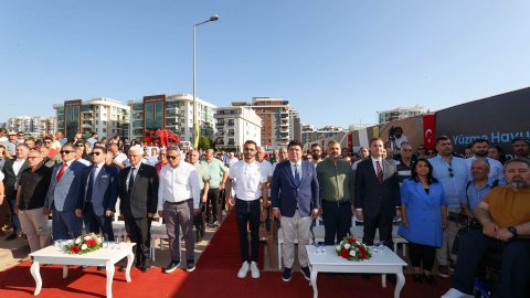 Buca Belediyesi'nin Sporium Spor Kompleksi'nin temel atma töreninden kareler