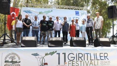 Kuşadası Belediyesi'nden Uluslararası Giritliler Festivali