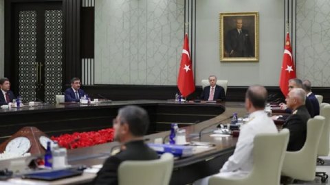 YAŞ kararları açıklandı: Genelkurmay Başkanlığı'na Metin Gürak atandı