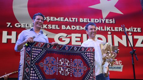 Döşemealtı Belediyesi'nin 7. Badem Şenlikleri'nde karnaval havası