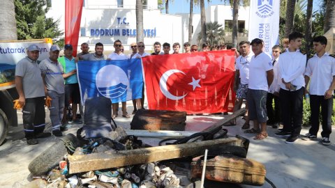 Bodrum Belediyesi'nin deniz dibi temizliği atık fotoğraflar sergisiyle son buldu