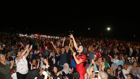 Döşemealtı Belediyesi'nin 14’ncü Geleneksel Nar Festivali'nden kareler