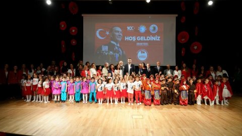 Kartal Belediyesi'nin kreşlerinde Cumhuriyet'in 100. yılı coşkusu