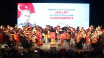 Yenimahalle Belediyesi'nden Cumhuriyet’in 100. yılında Cumhuriyet Defilesi'nden kareler