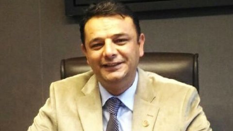 Gazeteci Bahadır Koçak Foça Belediye Başkan aday adaylığını açıkladı