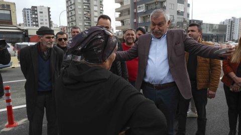 Adana Büyükşehir Belediyesi'nin yapımını tamamladığı Türkmenbaşı Alt Geçidi'nden kareler