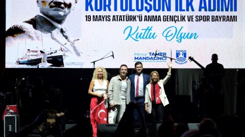 Bodrum Belediyesi'nin 19 Mayıs kutlama rüzgarı Reynmen ve Oğuzhan Koç konserleri ile esti