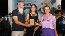Karabağlar Belediyesi Nazım Hikmet'i Grup Yel Değirmeni konseriyle andı