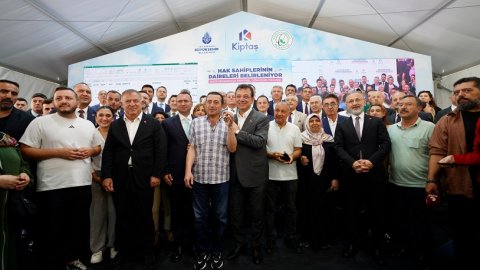 Ekrem İmamoğlu 12 yıllık sorunu çözdü: 85 milyar doları ceplerine aktardılar