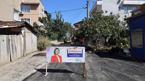 İzmit Belediyesi'nden Yeşilova’da asfalt çalışması