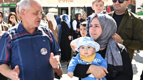 Mamak Belediye Başkanı Veli Gündüz Şahin SMA’lı Yağız Asaf’ın kermesine katıldı