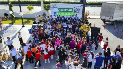 Mersin Büyükşehir'n Mercan 100. Yıl İklim ve Çevre Bilim Merkezi 1 yılda 100 bin kişiyi ağırladı