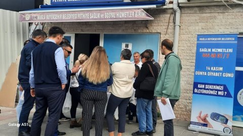 Muğla Büyükşehir Belediyesi'nden 13 ilçede şeker ölçüm ve diyabet fardındalık eğitimi 