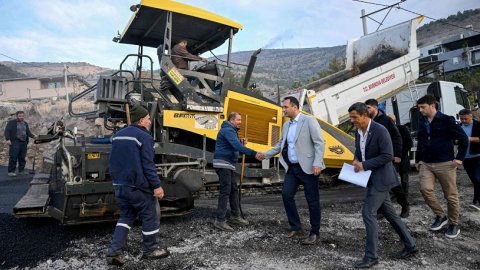 Bornova Belediyesi'nden merkez ve kırsalda yol çalışması