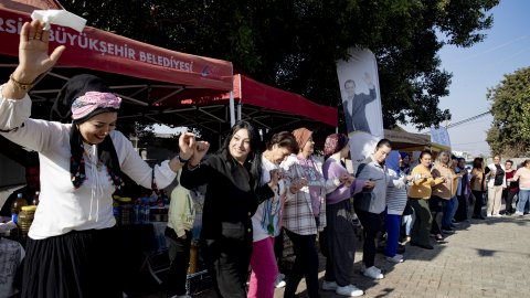 Mersin Büyükşehir Belediyesi'nin Kırsal Mahalle Buluşmaları Taşkuyu'da şenliğe dönüştü