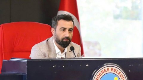 Menderes Belediye Başkan Yardımcısı Sönmez'e makam odasında saldırı!