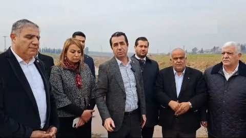 CHP'li Erhan Adem: Depremden kurtulan insanlarımızı zehirlemek mi istiyorsunuz?