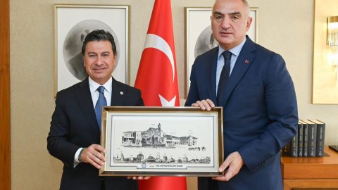 Ahmet Aras'tan Kültür ve Turizm Bakanı Mehmet Nuri Ersoy'a ziyaret