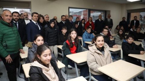 İzmit Belediyesi'nin Ali Nazile Yıldız Çınar Akademi LGS Merkezi açılışından kareler