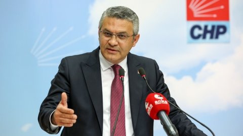 CHP'li Oğuz Kaan Salıcı'dan Adnan Beker tepkisi: CHP rozeti işportaya düşürülemez