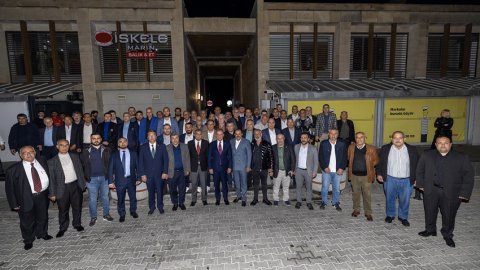 Vahap Seçer, Mersin Minibüsçüler Esnaf Odası ile iftarda buluştu: Mersin'de artık kimse kendi ayrı görmüyor